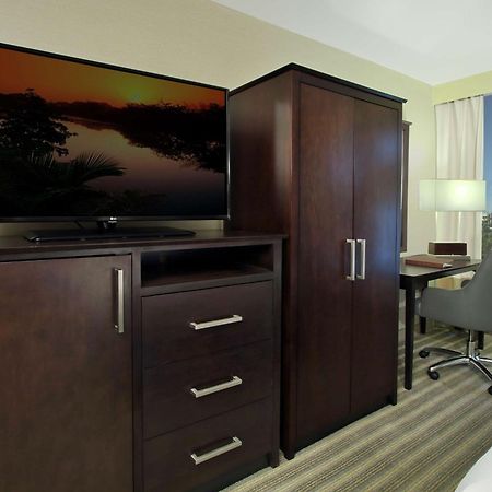 Doubletree By Hilton Newark Otel Dış mekan fotoğraf
