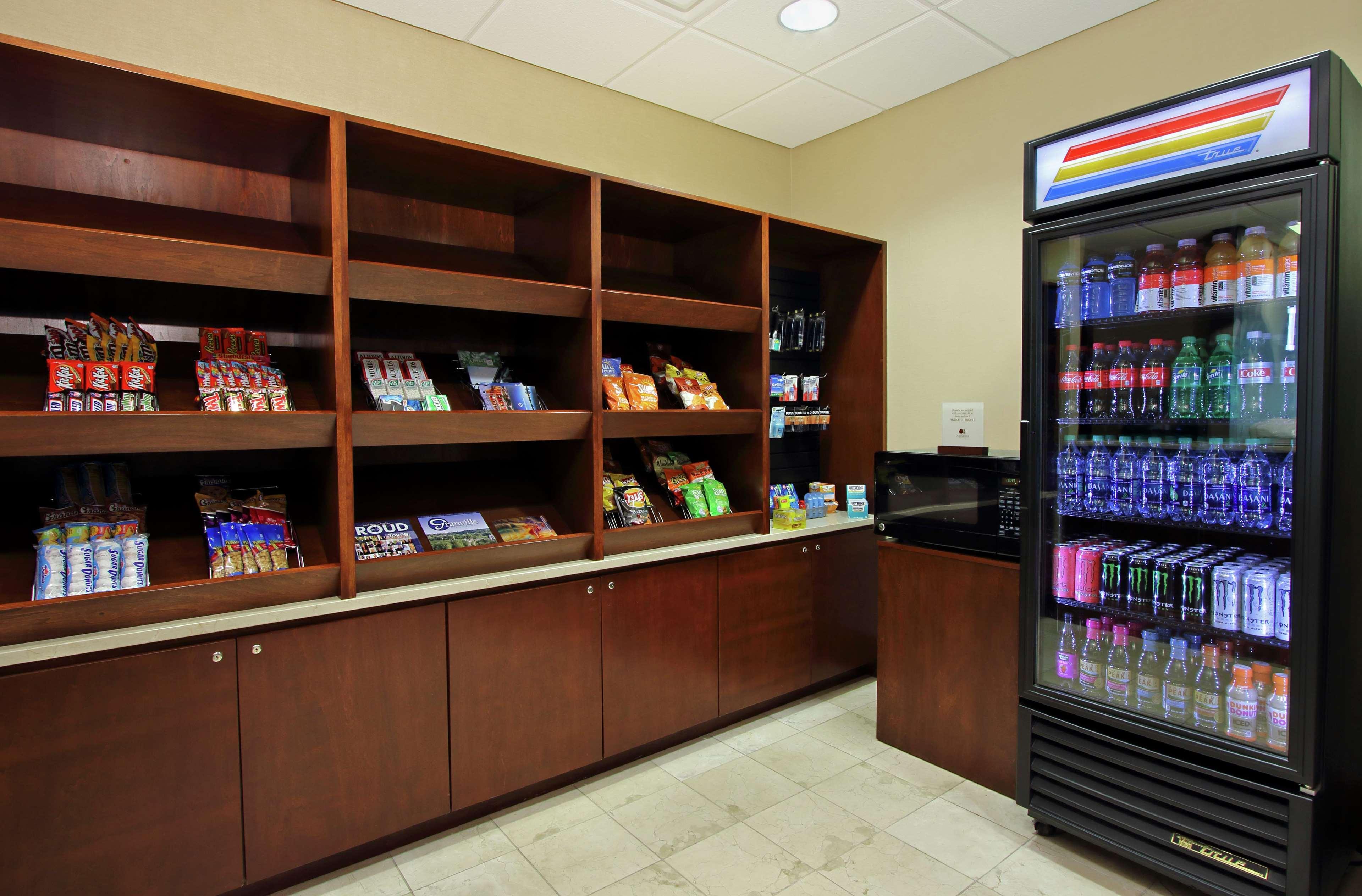 Doubletree By Hilton Newark Otel Dış mekan fotoğraf